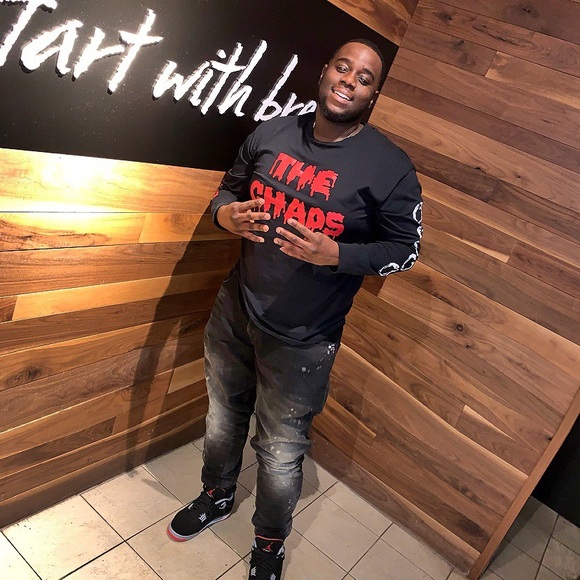 Meet your Posher, Dwayne - Picture 1 of 1